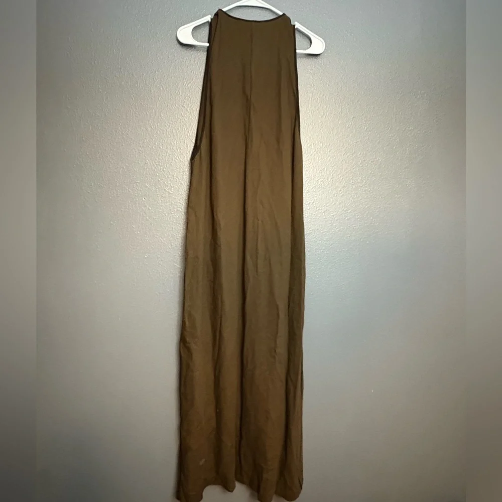 Elegant Brown Maxi Dress - Picture 5 of 7
